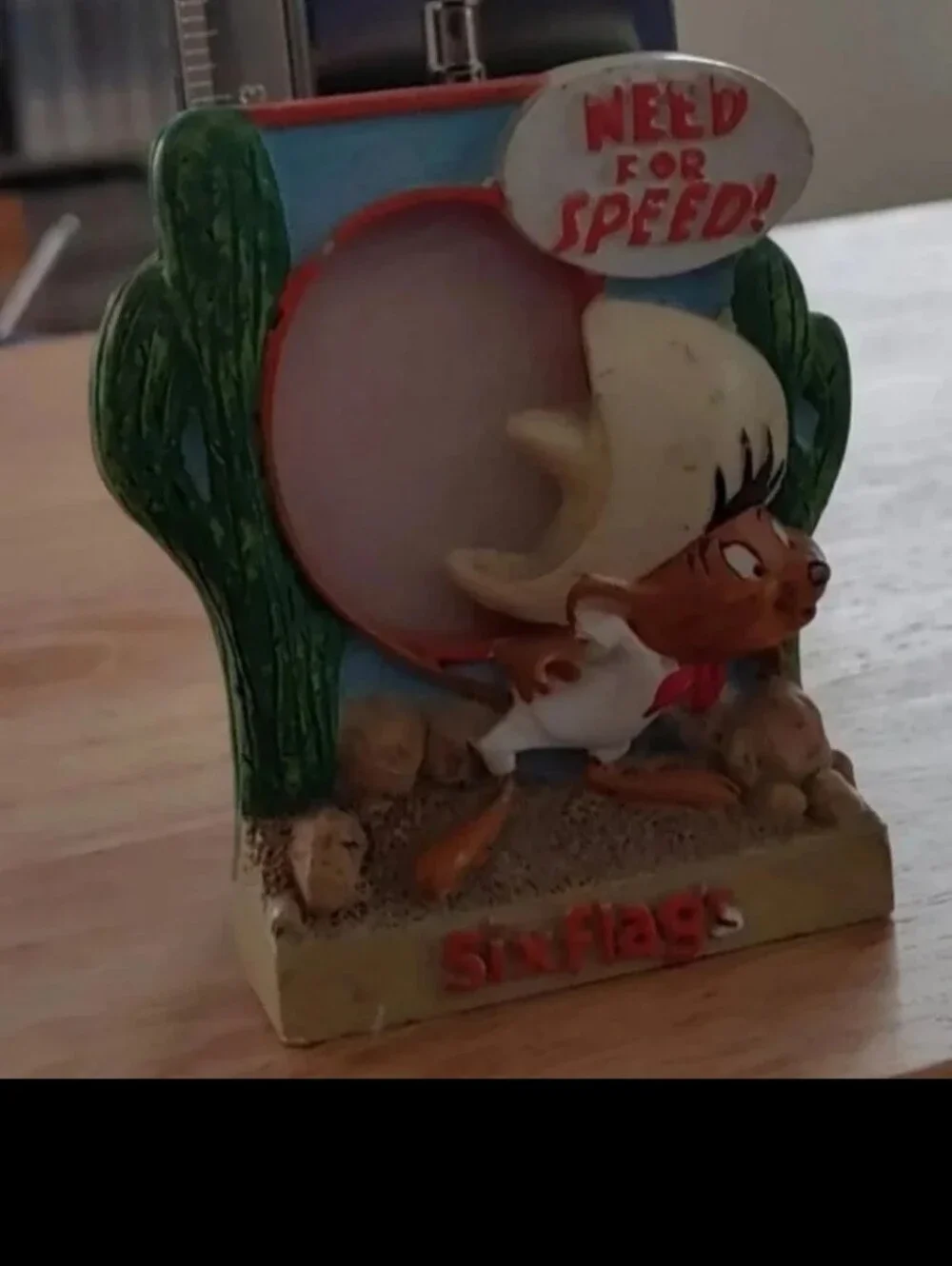 Rare (Hard To Find) 3D Embossed 1997 Six Flags Speedy Gonzales Picture Frame.